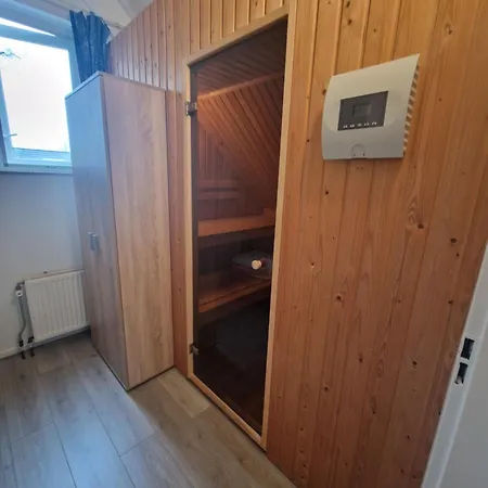 6 - Persoons Forest 117 Sauna * Ewijk