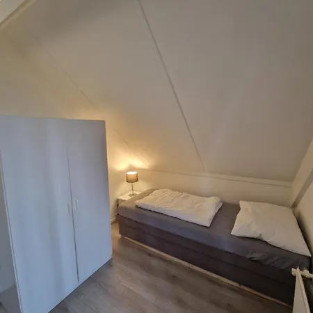 6 - Persons Forest 117 Sauna Ferienhaus Ewijk